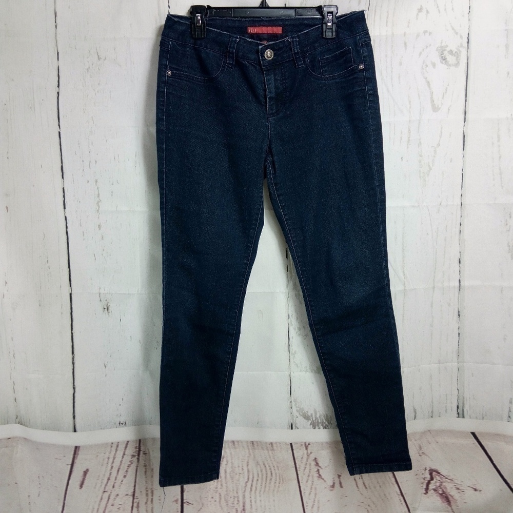 Elle Women's Size 10R Dark Blue Jeans
